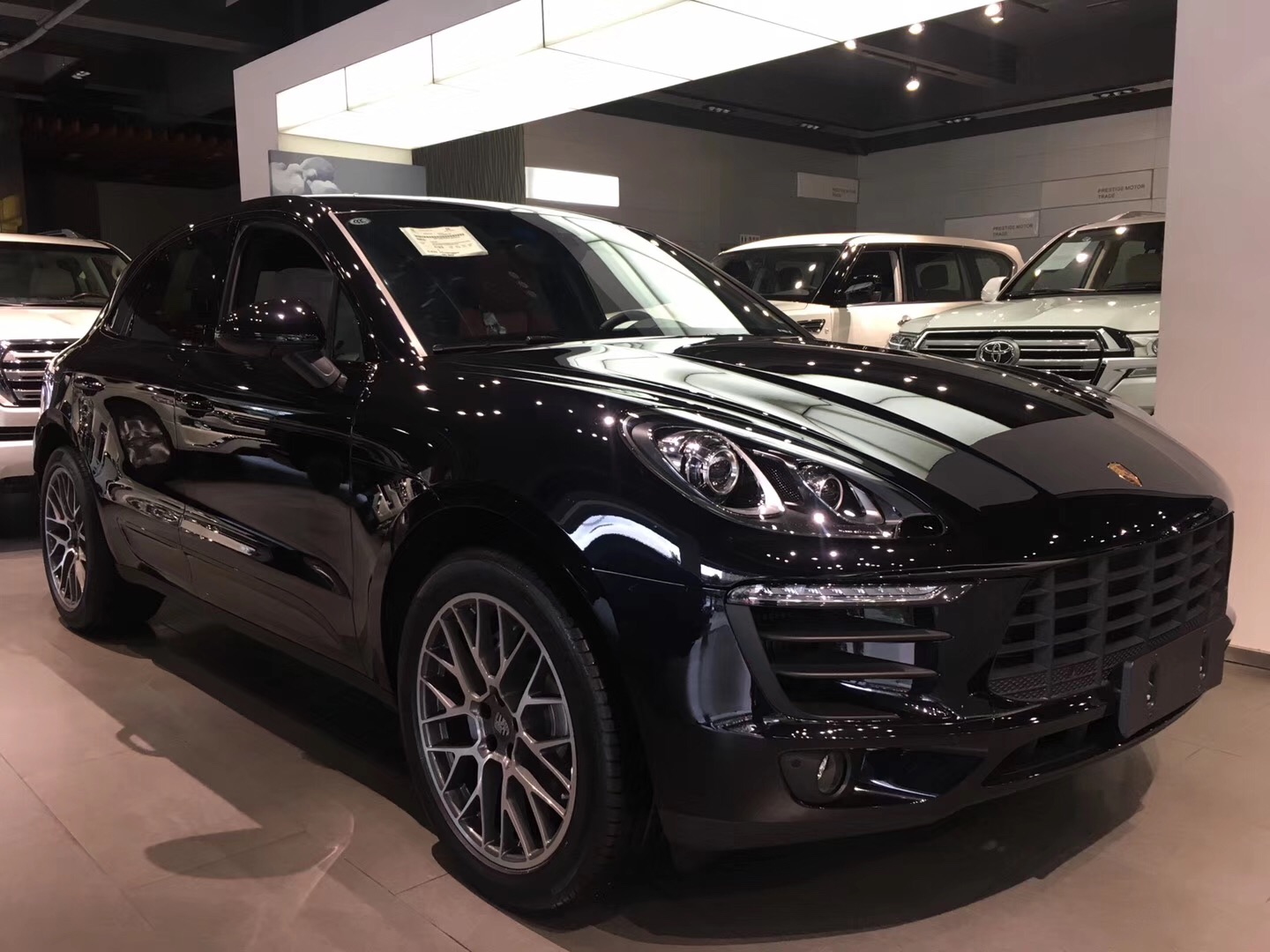 中規Macan 3.0T